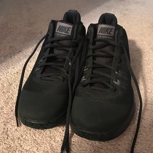 Never Worn Nike Air Versatile Sneakers